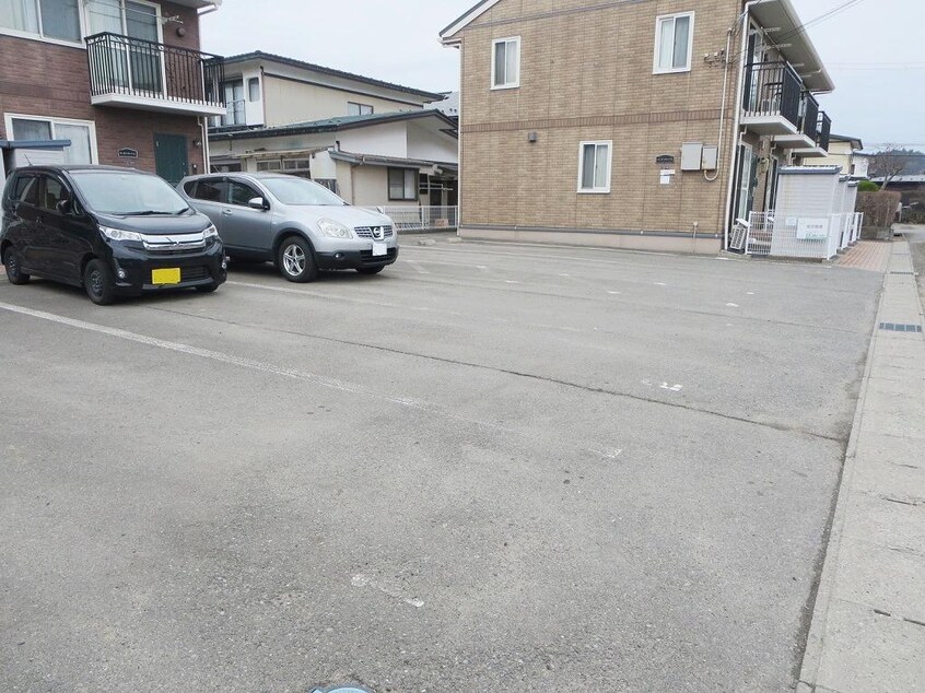 駐車場 エレガンテローズ　Ｂ