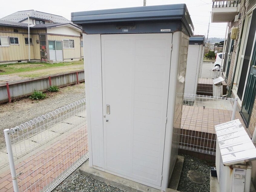 物置 エレガンテローズ　Ｂ