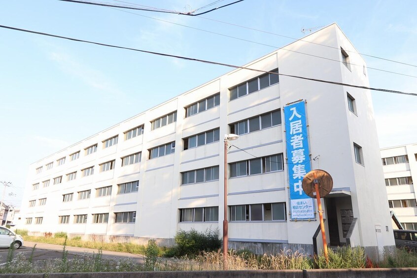 外観 ビレッジハウス仁井田4号棟