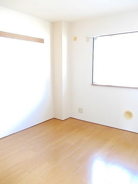 洋室 フラワーガーデン２