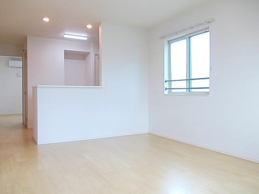 リビング イ・ミリ　アペックス