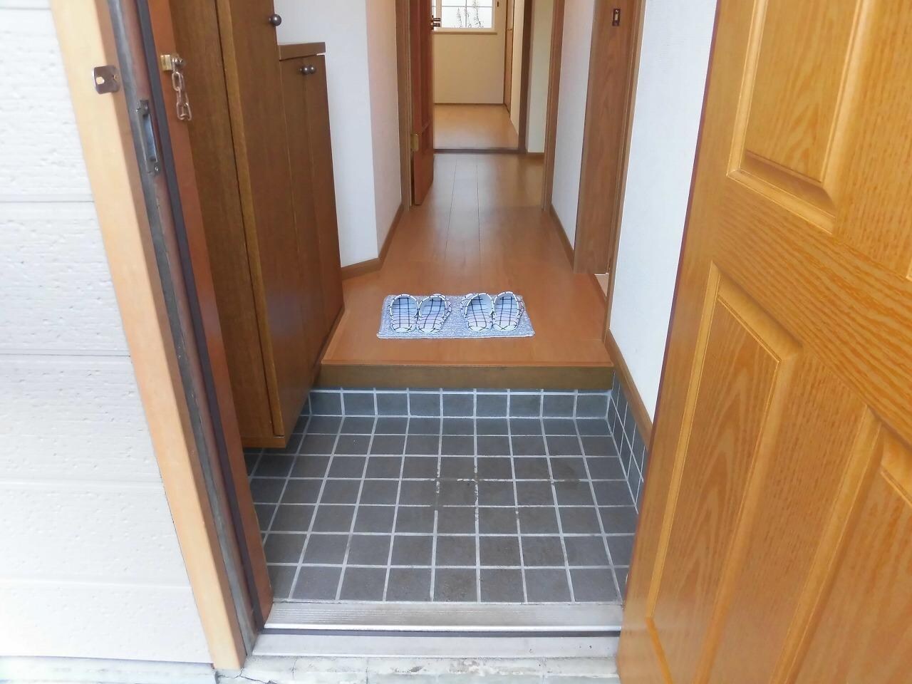 玄関 プラッツ手形山