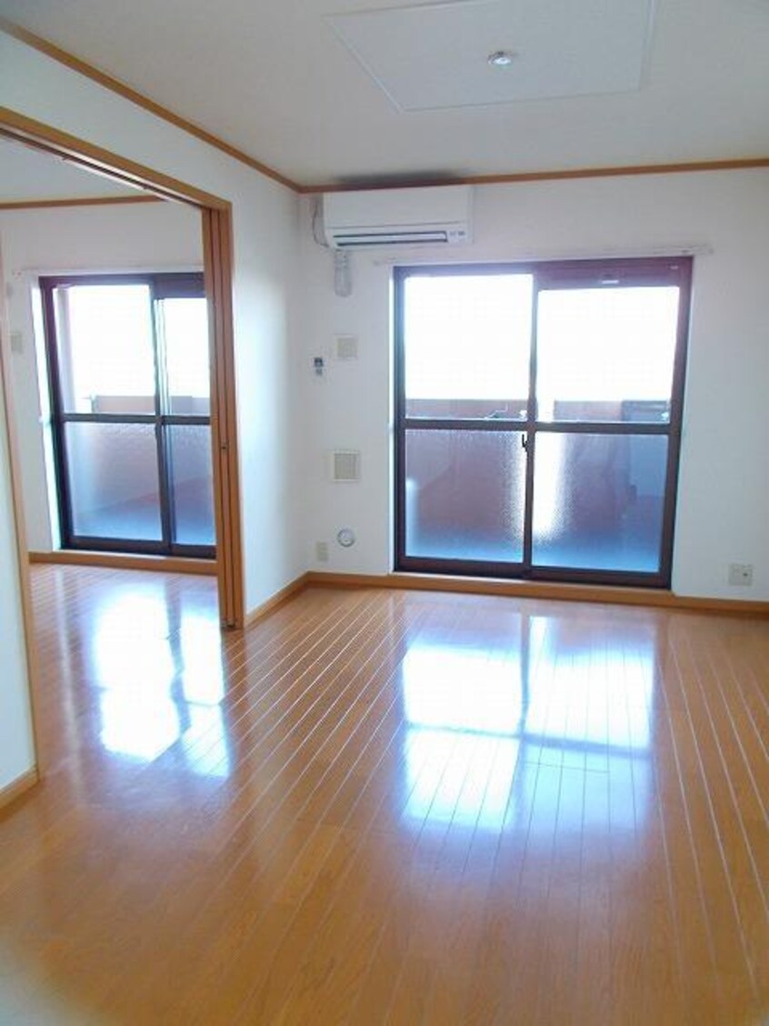 リビング アルト・アヴァンツァート