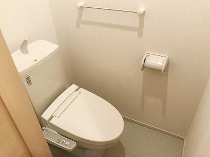 トイレ ヴロワール　II