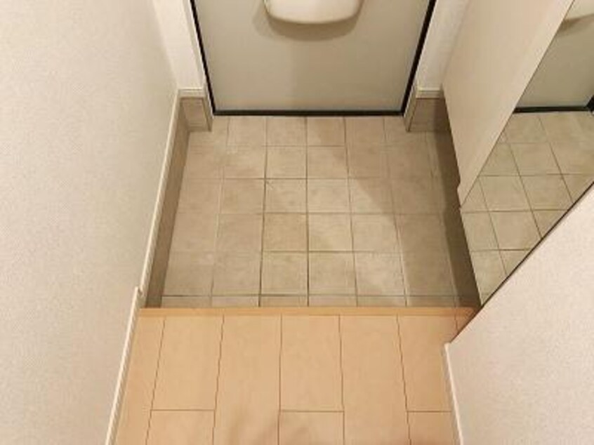 玄関 ヴロワール　II