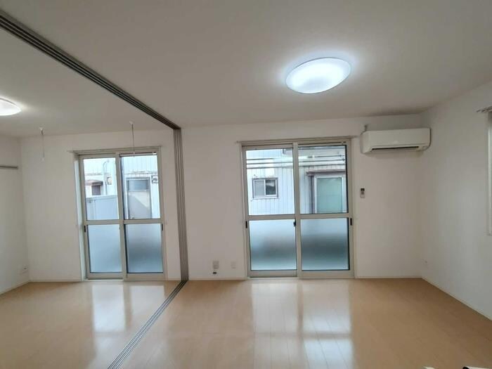 リビング ディアコートＡＳＫＡ