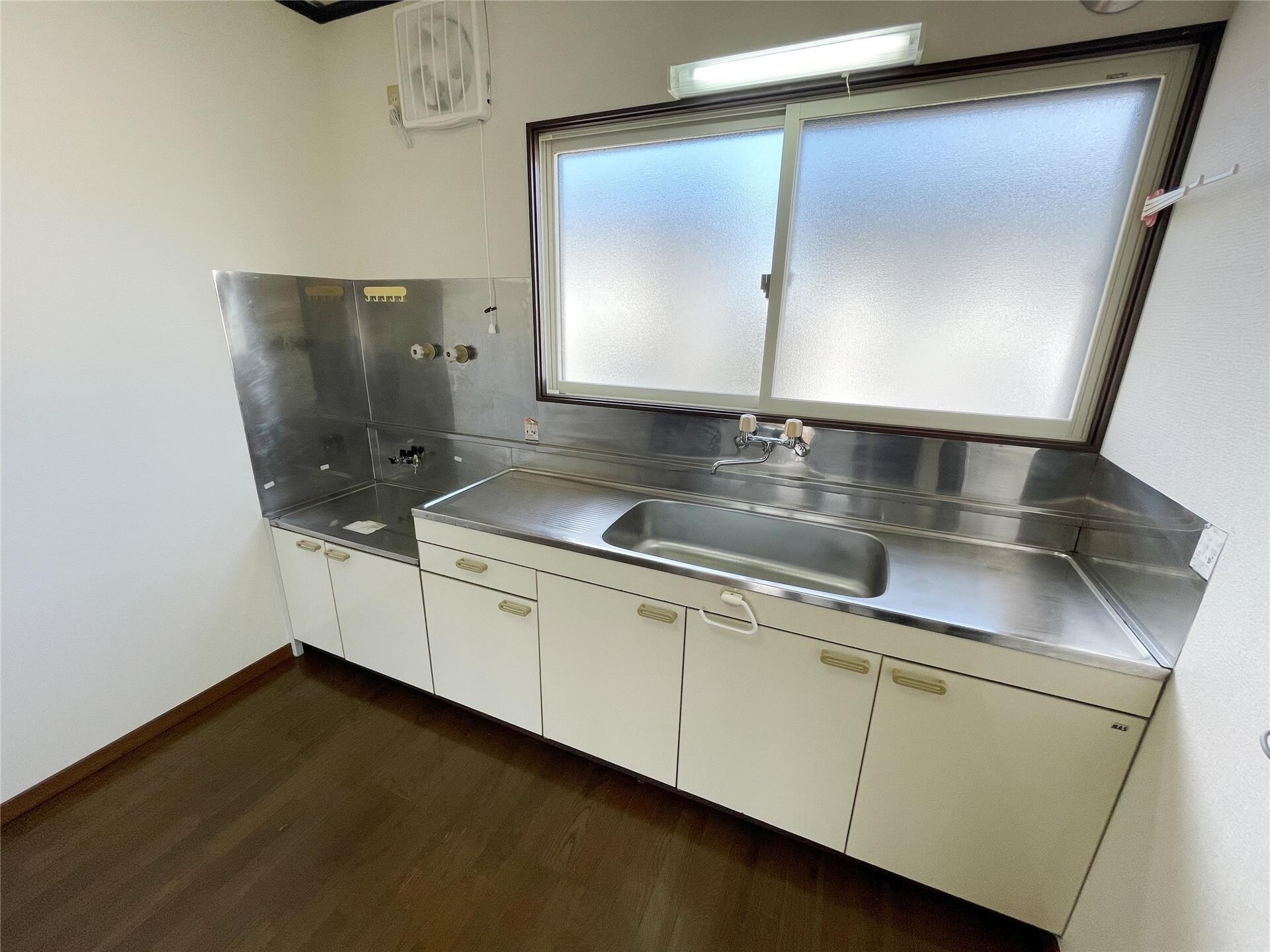 キッチン アーバンティ碇