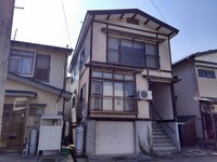 鍛冶町貸家