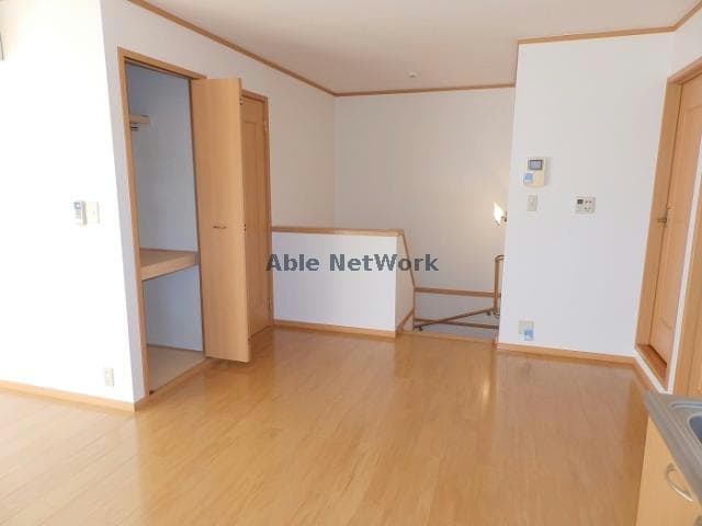  サニー・スクエアⅡ