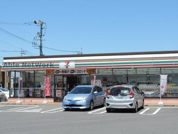 セブンイレブン茨城総和関戸店(コンビニ)まで505m レジデンス丘里