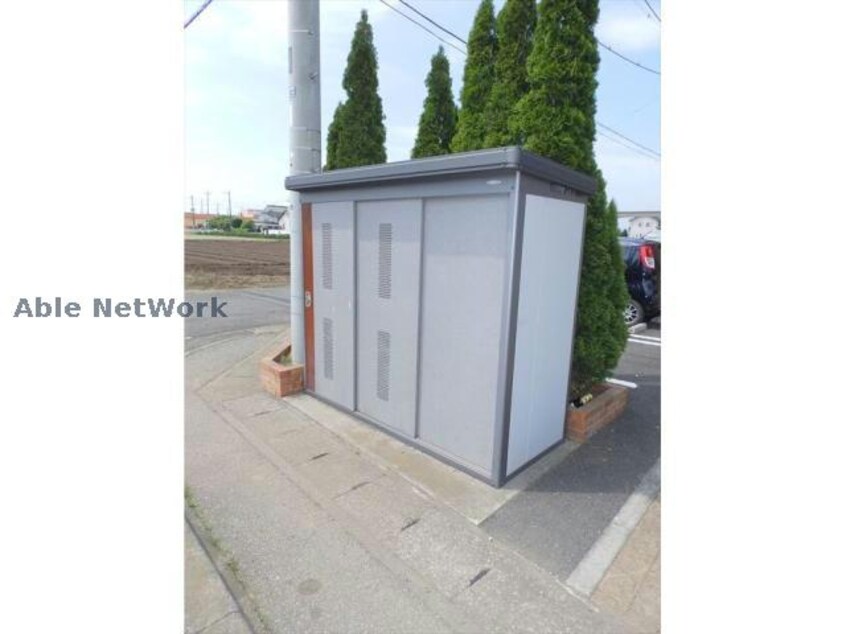 専用ゴミ置き場 アブソルートＢ