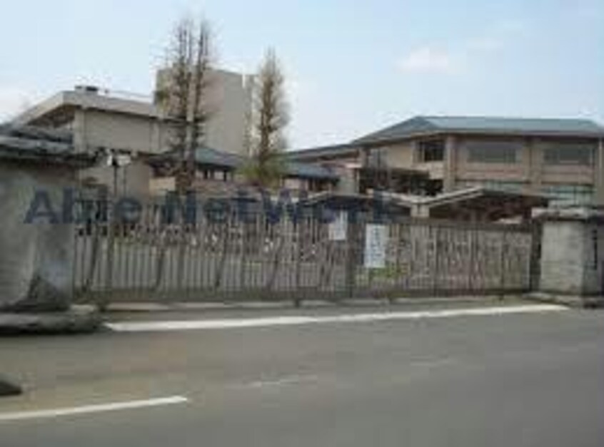 境町立境第一中学校(中学校/中等教育学校)まで2861m プラシードヒルズ