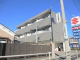 イースト・1