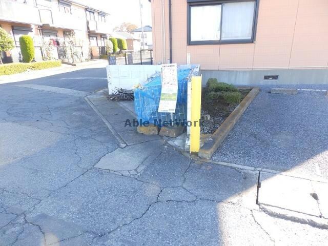 ゴミ置き場 フロラシオン野木