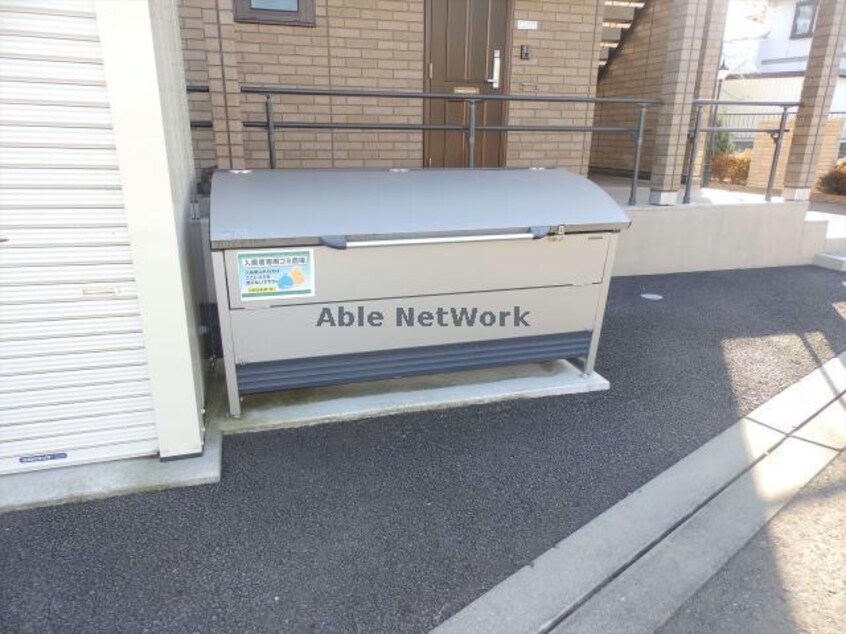 ゴミ置き場 エスペランサ