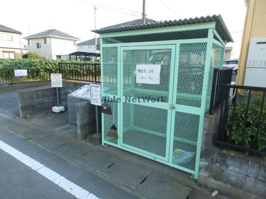 敷地内ゴミ置場 コスモパレス昴Ｊ