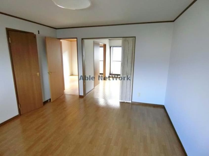  ミッドアイランド