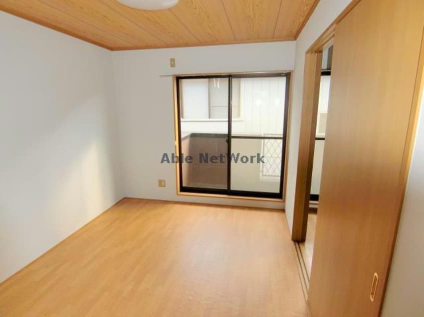  ミッドアイランド