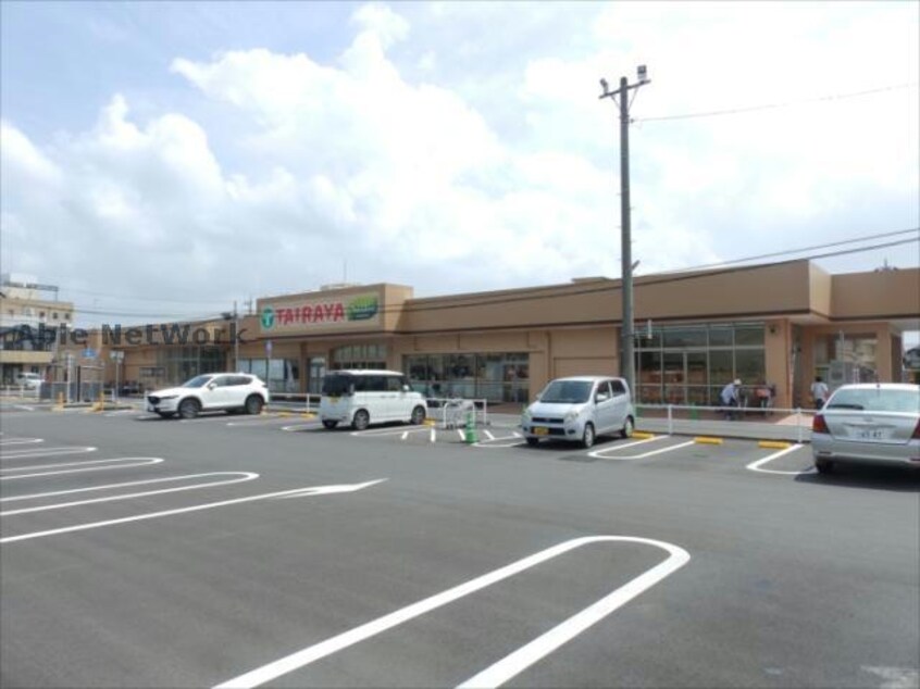 たいらや間々田店(スーパー)まで199m イーグルハイツ