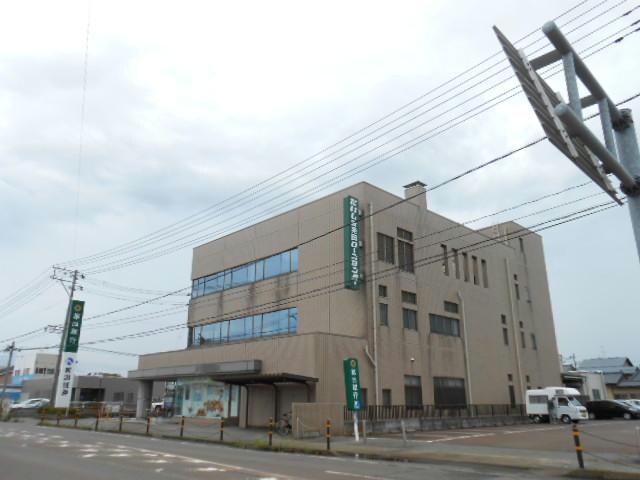 第四銀行新発田西支店(銀行)まで573m 白新線・羽越本線（新潟県内）/西新発田駅 徒歩15分 1-3階 築30年