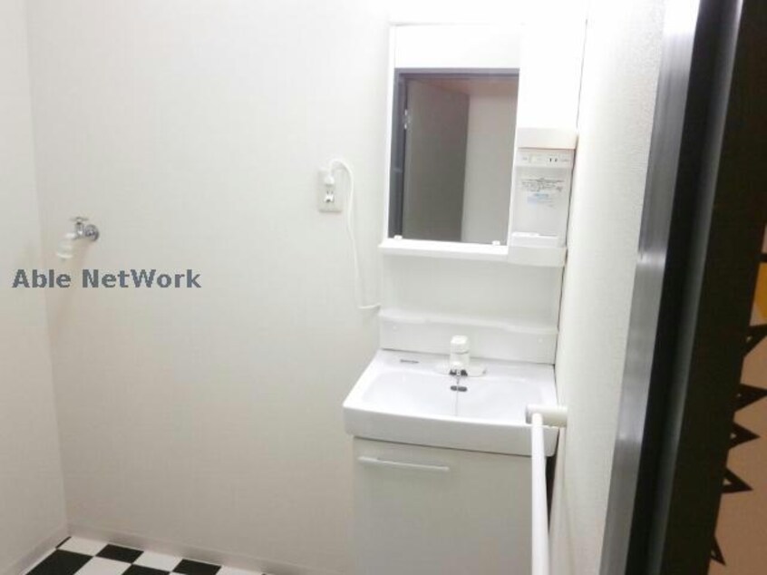  白新線・羽越本線（新潟県内）/新発田駅 徒歩5分 1階 築31年