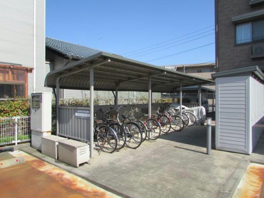  白新線・羽越本線（新潟県内）/西新発田駅 バス16分コモタウン前下車:停歩5分 1階 築17年