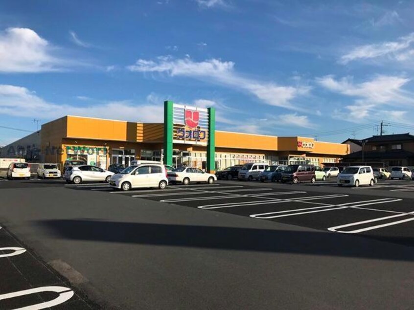 ウオロク住吉店(スーパー)まで701m 白新線・羽越本線（新潟県内）/西新発田駅 徒歩8分 1階 築20年