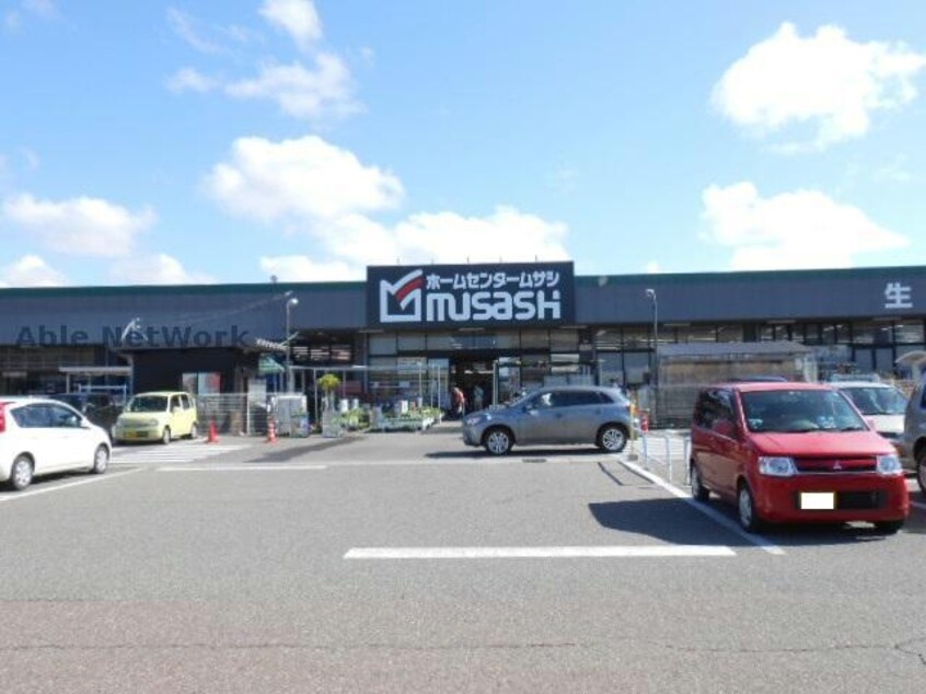 ホームセンタームサシ新発田コモ店(電気量販店/ホームセンター)まで2352m 白新線・羽越本線（新潟県内）/新発田駅 徒歩17分 1階 築26年