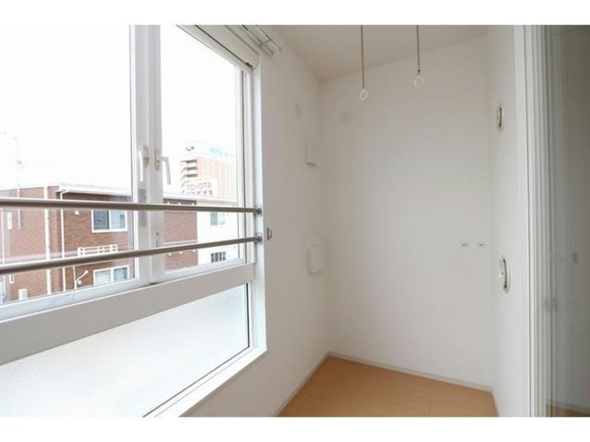  白新線・羽越本線（新潟県内）/西新発田駅 バス16分コモタウン下車:停歩10分 2階 築14年