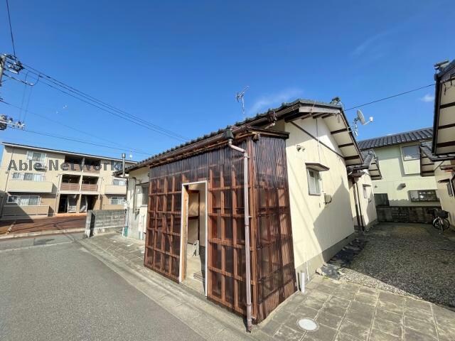  白新線・羽越本線（新潟県内）/新発田駅 バス7分農業高校前下車:停歩9分 1階 築38年