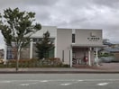 京ヶ瀬郵便職(郵便局)まで1045m 白新線・羽越本線（新潟県内）/新潟駅 バス16分緑岡四下車:停歩3分 1階 築2年