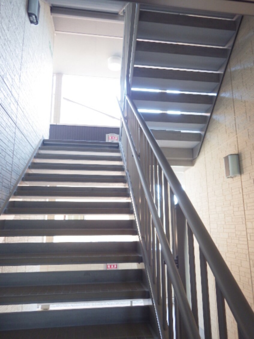 共用階段 グリーンヒルズ Ⅵ