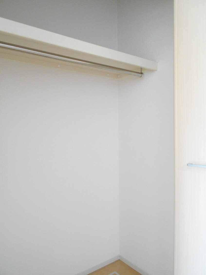 収納 サンリット　ヴィラ