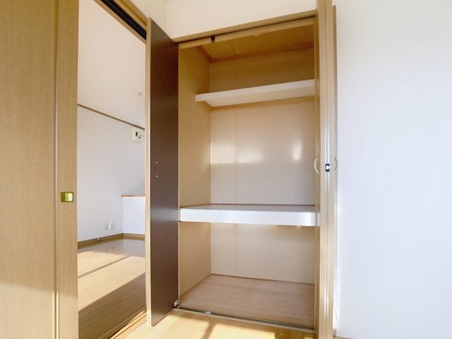 反転タイプのサンプル写真です サンドールサトウ弐番館