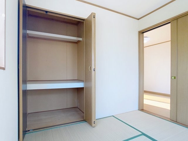 反転タイプのサンプル写真です サンドールサトウ弐番館