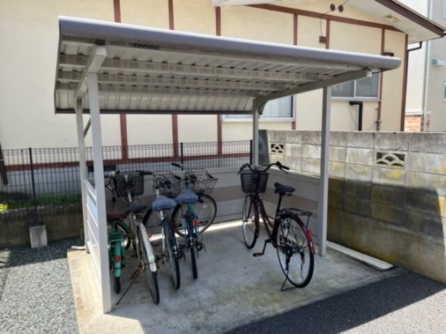 駐輪場 ハウス フォーレスト