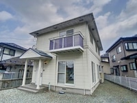 松山2丁目9-28貸家