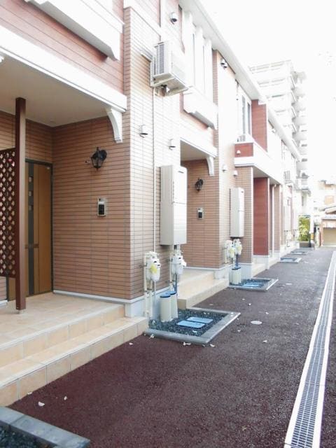エントランス トゥワールフ　十日町
