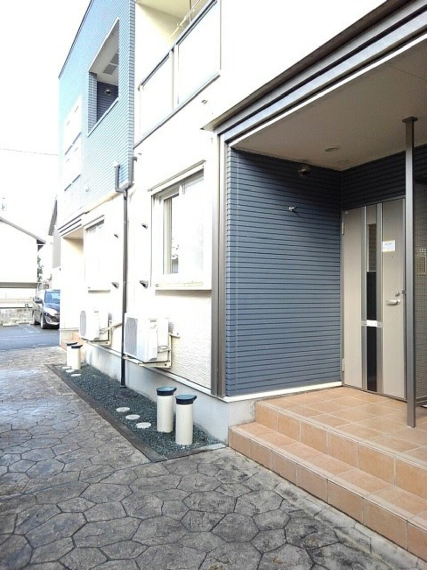 エントランス ラフィネ