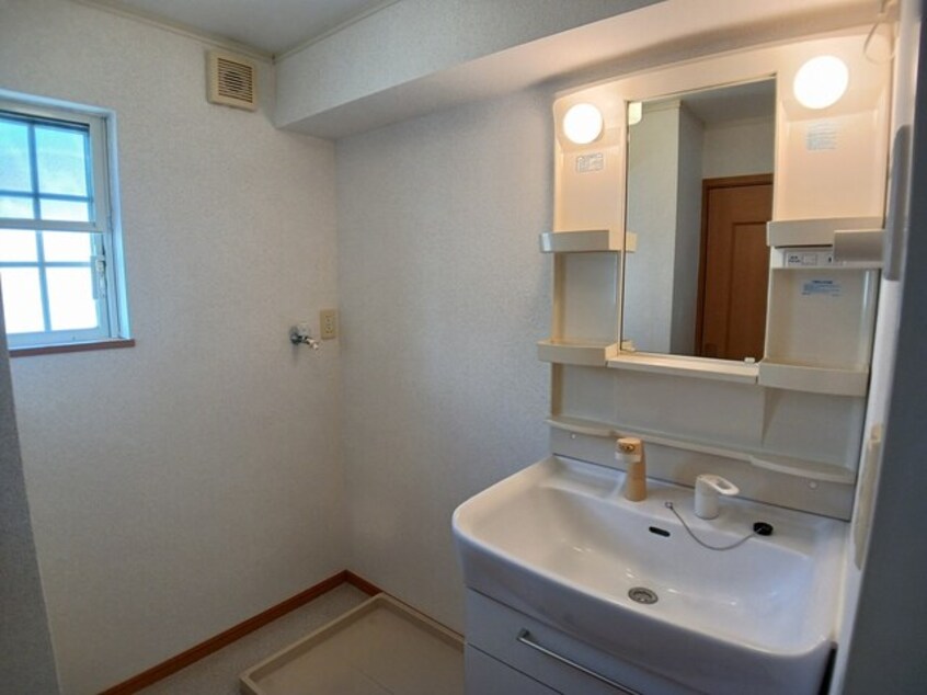 洗面所 さくらヶ丘Ｂ