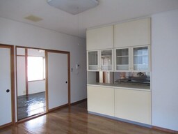 明るい室内です