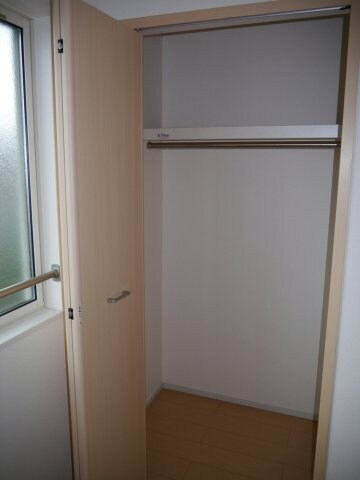 その他 シャイン