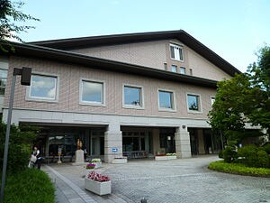 山形県県立図書館 752m ドゥー・メゾン・カルム