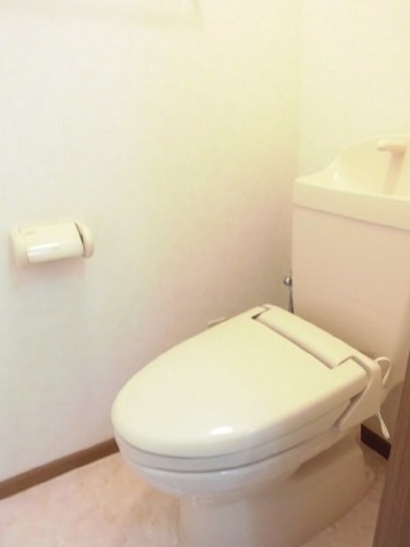 トイレ サンホワイト