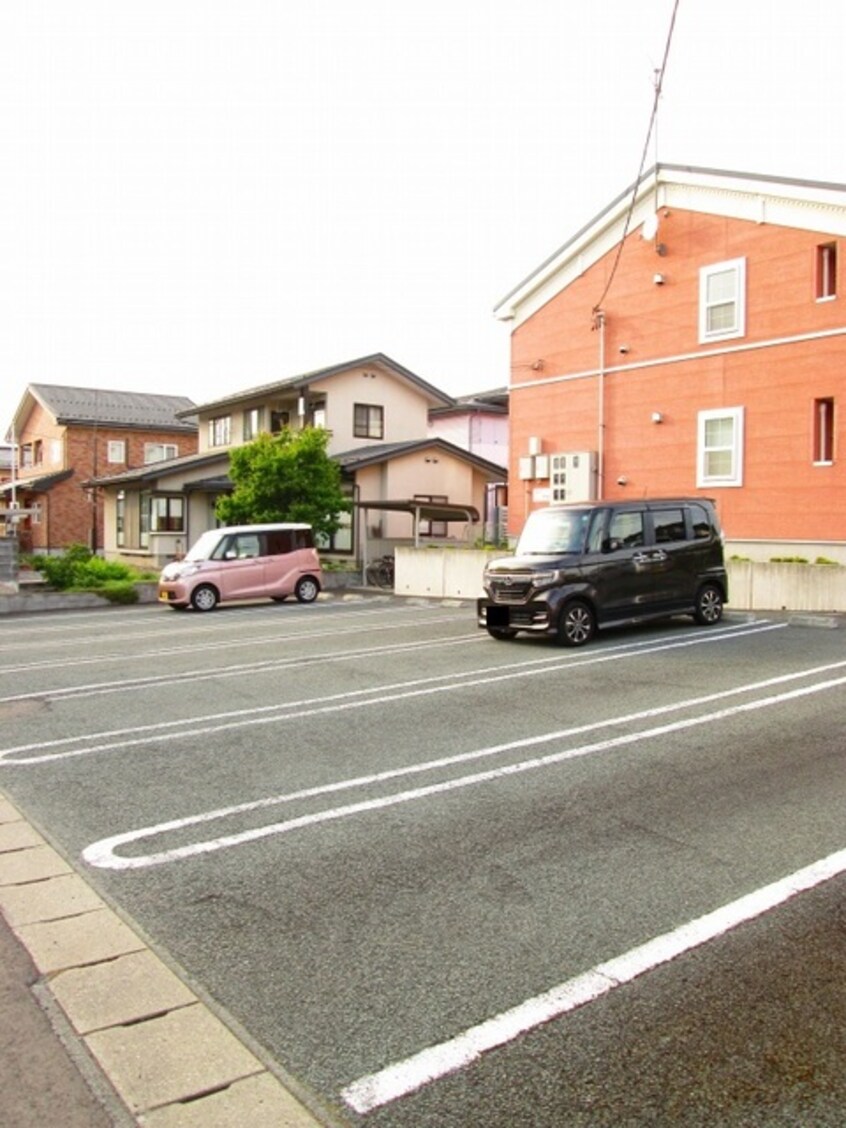 駐車場 奥羽本線・山形線/さくらんぼ東根駅 徒歩23分 2階 築17年