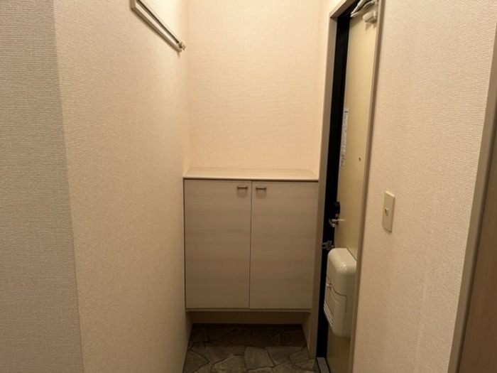 玄関 シャルマン・ロージェ