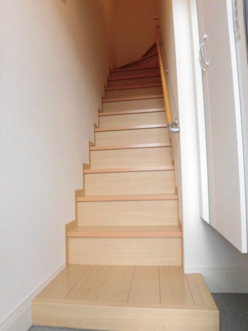 室内階段 ＬＩＯＮ ＨＥＡＲＴ