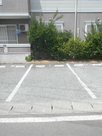 駐車場 シャンブル・アロリＡ