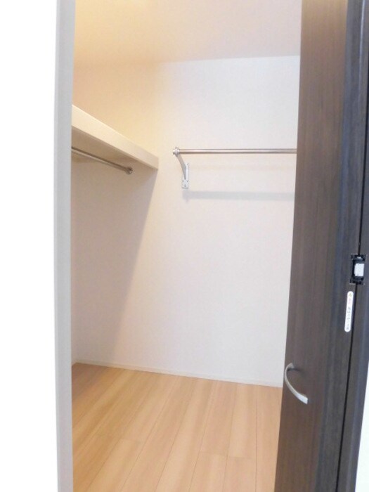 ウォークインクローゼット アーバンハイツ３０ Ａ棟