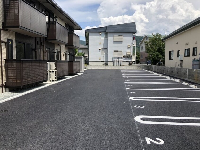 駐車場 モアリエ Ⅴ号館